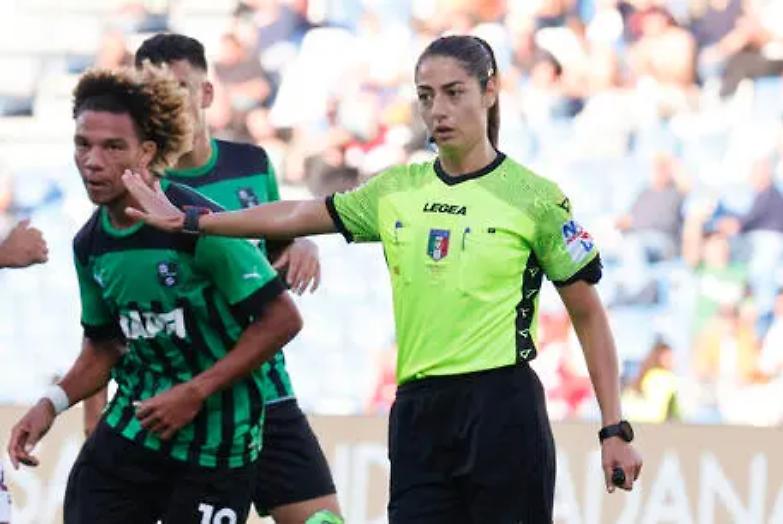 Finiamola di chiamare "Maria Sole" l'arbitra Ferrieri Caputi