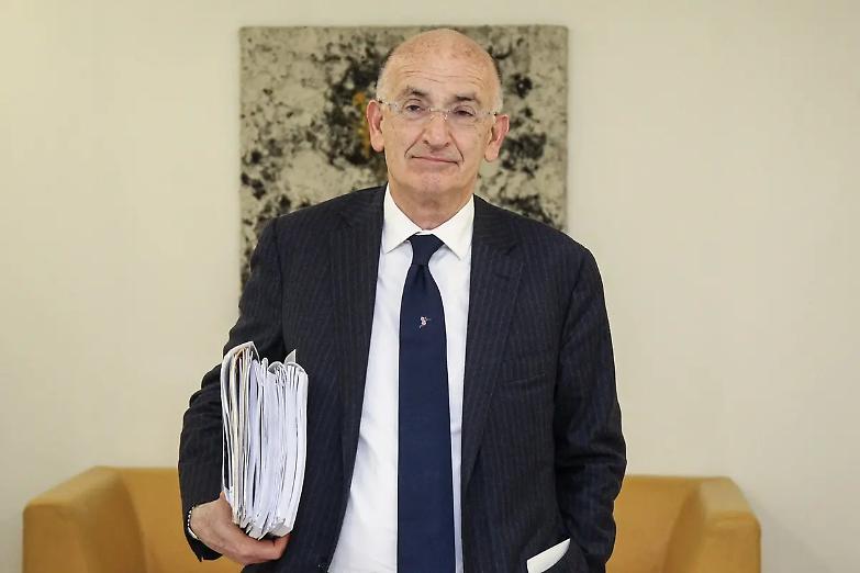 Sisto: &laquo;Equo compenso tra le prime nuove leggi Parametri, c&rsquo;&egrave; il decreto&raquo;