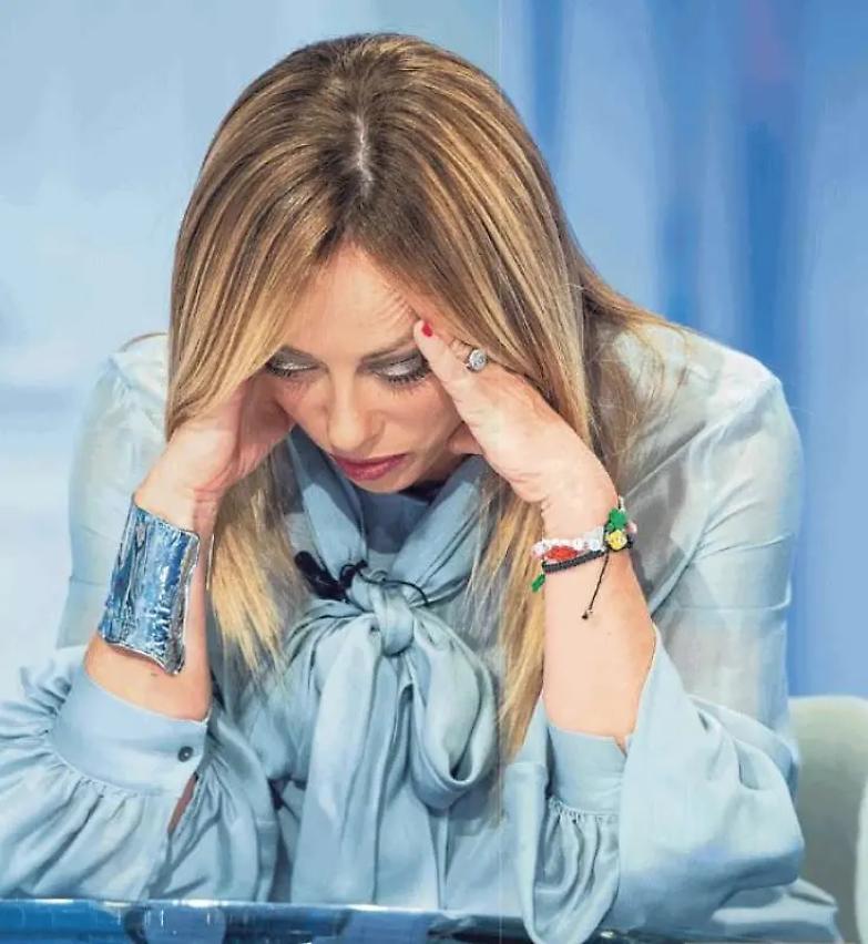 Giorgia Meloni: &ldquo;I missili di Putin sull&rsquo;Ucraina isolano la Russia dal resto del mondo&rdquo;