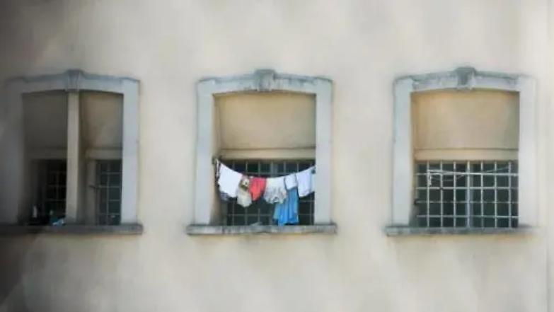 Occupa la casa, a 85 anni finisce in carcere a San Vittore