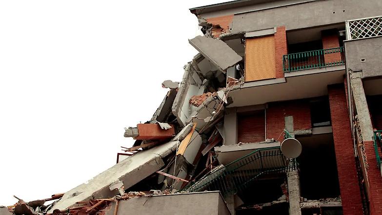 La sentenza choc sul terremoto &laquo;Ci fu il concorso di colpa delle vittime&raquo;