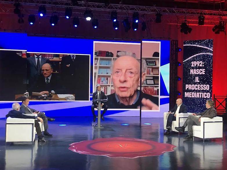 Mani Pulite segn&ograve; l&rsquo;alleanza tra le procure e i giornali. E partor&igrave; il processo mediatico