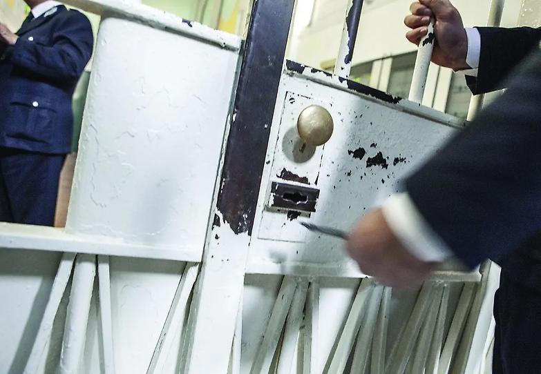 Cara Meloni, il &ldquo;fine pena mai&rdquo; tradisce Falcone