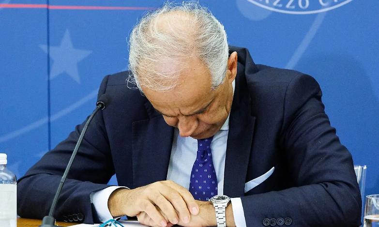 Piantedosi lancia l&rsquo;allarme su violenze e sabotaggi: &laquo;C&rsquo;&egrave; una strategia per il caos&raquo;