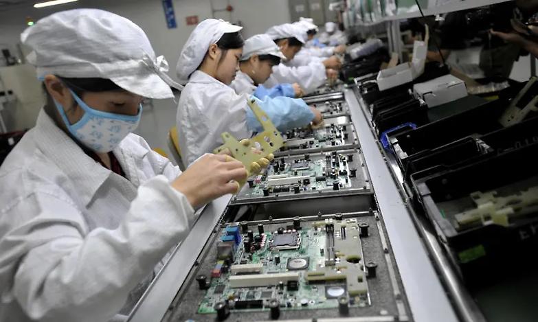 Seicentomila cinesi in trappola nella citt&agrave;-prigione degli iphone