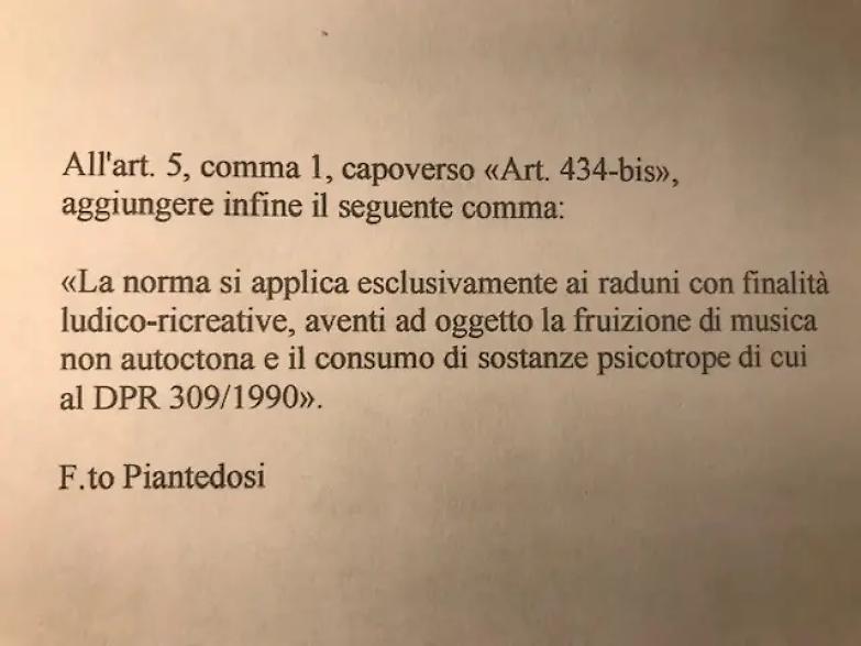 Decreto anti-rave, l'emendamento sulla "musica non autoctona" diventa virale. Ma &egrave; un fake
