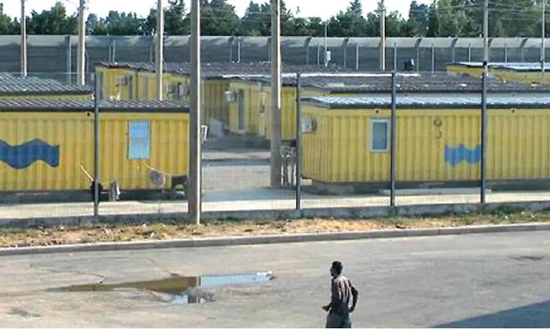 &laquo;Dal Cara di Crotone vi racconto i viaggi della speranza dei migranti&raquo;