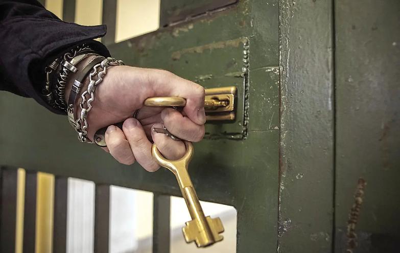 Al 41 bis dal 2006 per l&rsquo;omicidio Barreca. Il fratello della vittima: &laquo;&Egrave; innocente!&raquo;