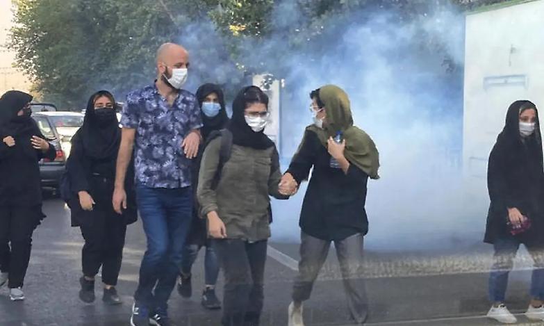 Iran, sesta condanna a morte per un manifestante anti regime