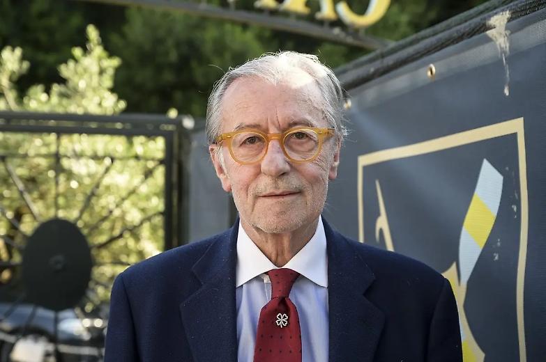 Feltri: &laquo;La galera non &egrave; la soluzione: firmo l&rsquo;appello del Dubbio&raquo;