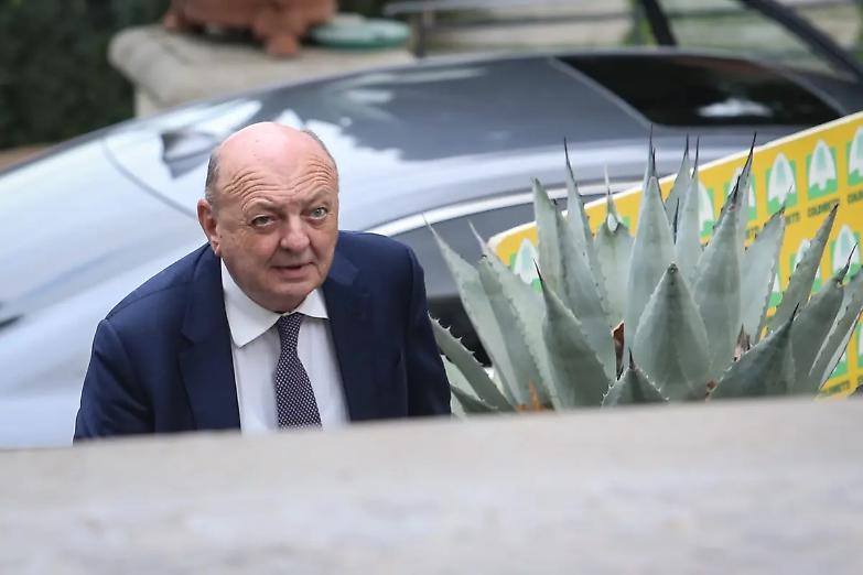 Dietrofront di Pichetto: &laquo;Ho usato parole forti...&raquo;. Ma Decaro: &laquo;&Egrave; stato volgare&raquo;