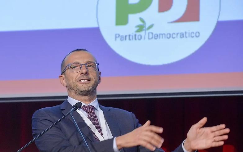 Ricci disegna il "suo" Pd: &laquo;Aperto e inclusivo che parli ai pi&ugrave; deboli e di lavoro&raquo;