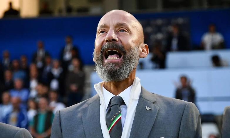 Calcio: ansia per Gianluca Vialli, ricoverato a Londra