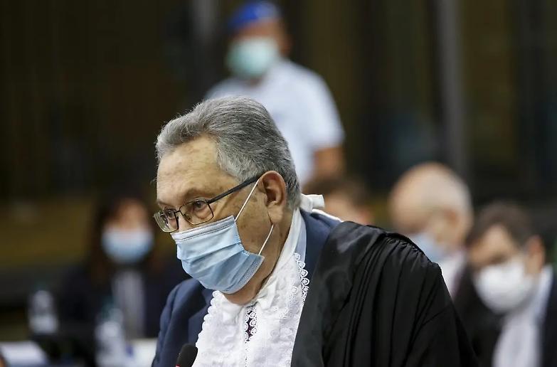 Ruby ter, l&rsquo;avvocato Coppi: &laquo;Berlusconi non ha corrotto le ragazze&raquo;