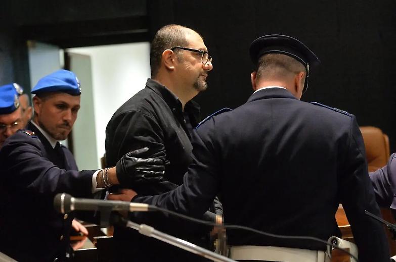 Caso Cospito, i giudici alla Consulta: &ldquo;Non precludeteci di bilanciare la pena&rdquo;