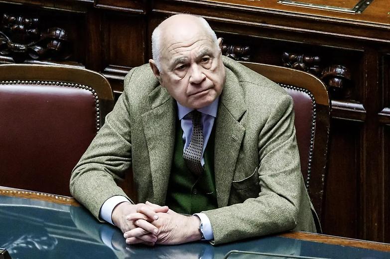 Stop al 41 bis per Cospito? Nordio e il governo lo aspettano dai giudici