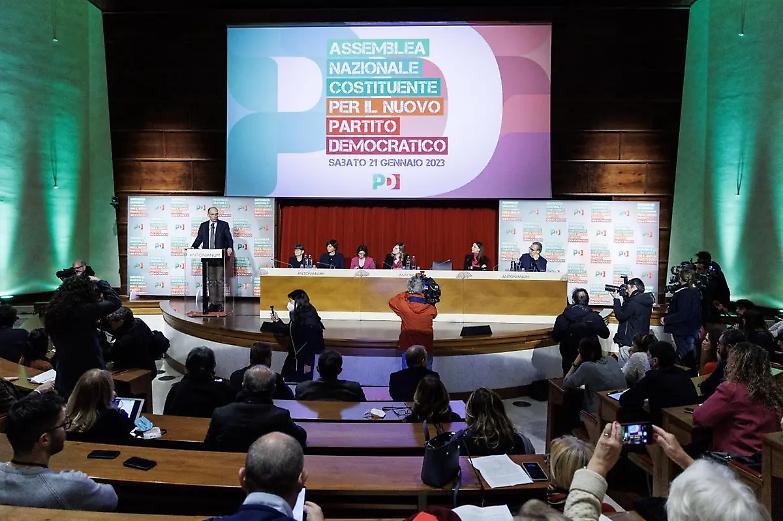 Un Pd per tutti i gusti adotta un nuova &ldquo; Carta&rdquo; senza abrogare la vecchia