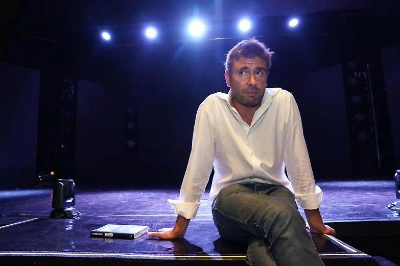 &laquo;Zelensky non deve parlare a Sanremo&raquo;. Intellettuali al capolinea...