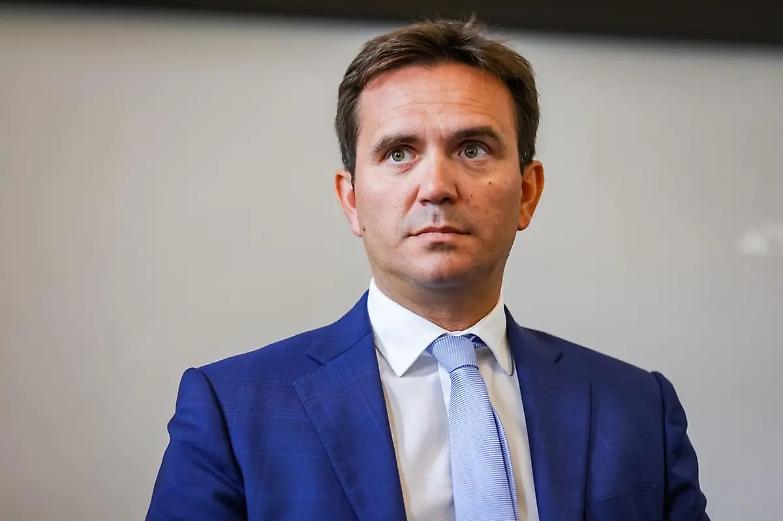 Cattaneo: &laquo;Basta con i tab&ugrave;. Separare giudici e pm &egrave; fondamentale&raquo;