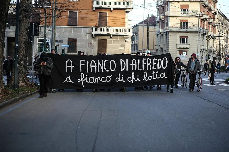 L&rsquo;avvocato di Alfredo Cospito: &laquo;Non c&rsquo;&egrave; nessun legame con l&rsquo;associazione criminale&raquo;