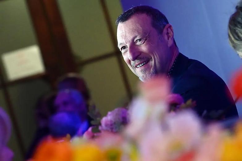 Amadeus replica a Salvini: &ldquo;Sono 4 anni che critica il Festival, basta non guardarlo&rdquo;