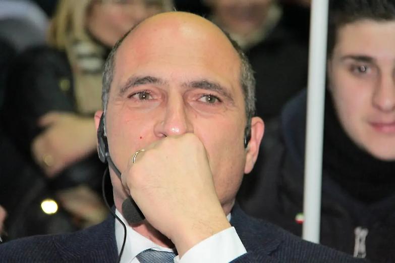 Domiciliari per l&rsquo;europarlamentare Andrea Cozzolino