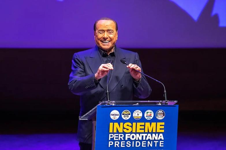 Ruby Ter, Palazzo Chigi non sar&agrave; pi&ugrave; parte civile contro Berlusconi