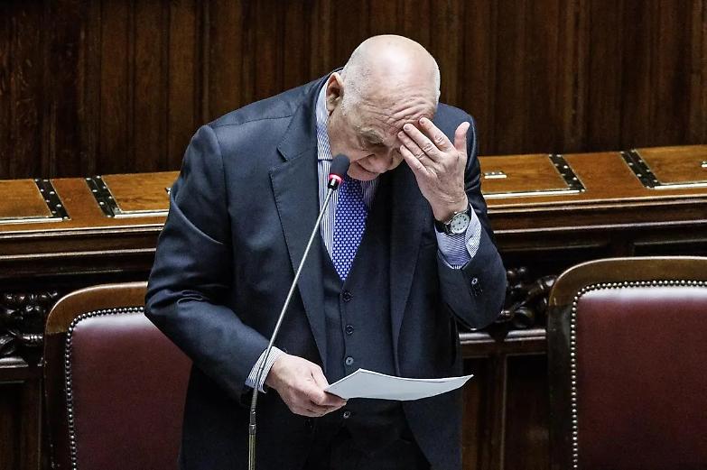 Cospito, il guardasigilli rispetta la consegna del &ldquo;silenzio&rdquo; di Meloni