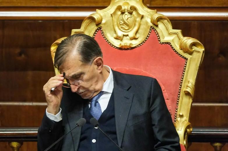 La Russa show: &ldquo;Un figlio gay? Sarebbe un dispiacere&rdquo;. Le opposizioni insorgono: &ldquo;Chieda scusa&rdquo;