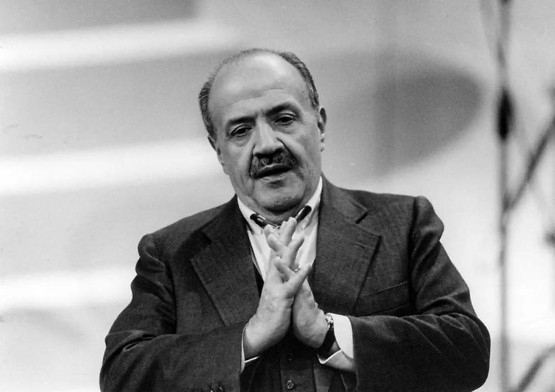 Quando Costanzo salv&ograve; &ldquo;Se telefonando&rdquo; dalla censura Rai