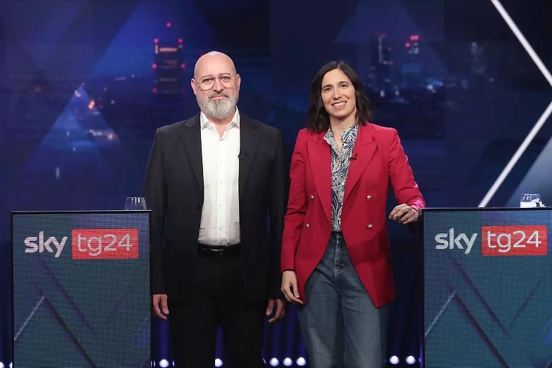 Pd, oggi la sfida tra Bonaccini e Schlein. Ecco come si vota