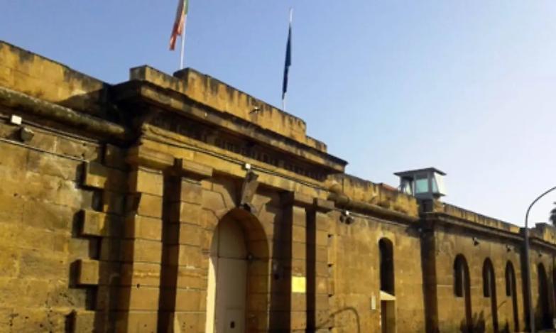 Il carcere duro c&rsquo;&egrave; ancora. Non la mafia che brindava all&rsquo;Ucciardone