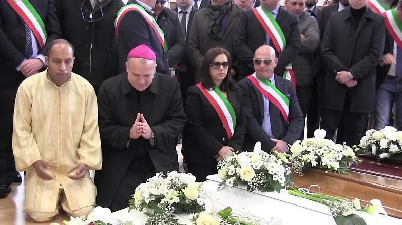 Strage di Cutro, la procura di Roma avvia una nuova inchiesta dopo l&rsquo;esposto di alcuni parlamentari