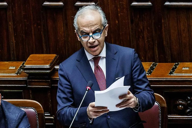 Piantedosi: &ldquo;Il governo impedisce i soccorsi? Grave falsit&agrave;&rdquo;