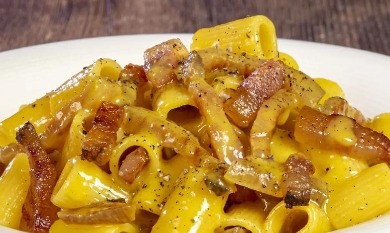 Il Financial Times: &laquo;La carbonara &egrave; americana&raquo;. Coldiretti: &laquo;Attacco surreale&raquo;