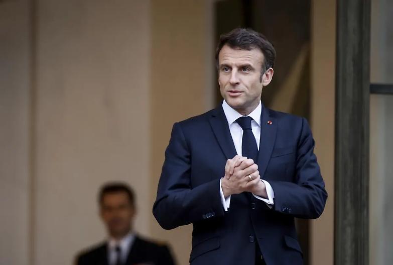 I malori di &ldquo;Bibi&rdquo; e Macron &eacute;lite lontane dal popolo...