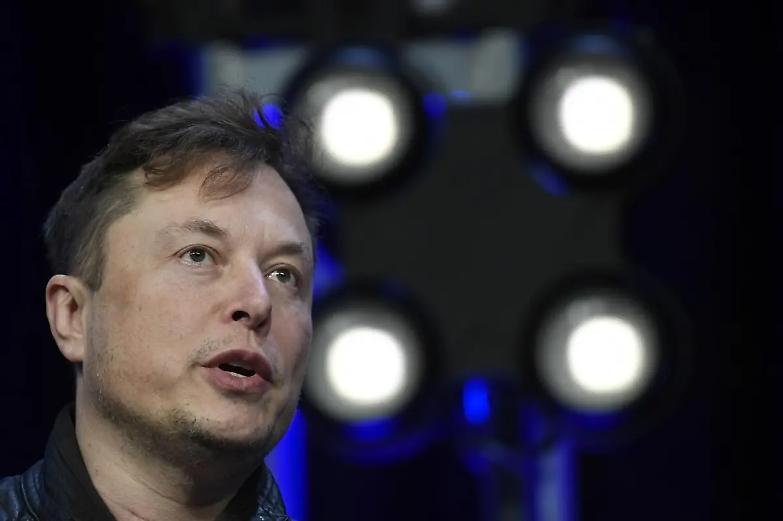 ChatGPT, l&rsquo;appello di Musk e mille esperti: &ldquo;Stop allo sviluppo, a rischio il futuro dell&rsquo;umanit&agrave;&rdquo;