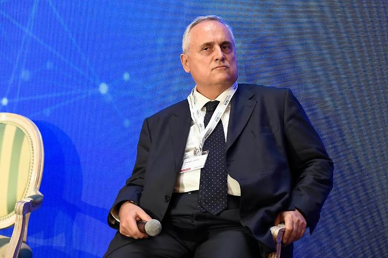 Caos calcio: indagati i presidenti di Roma e Lazio