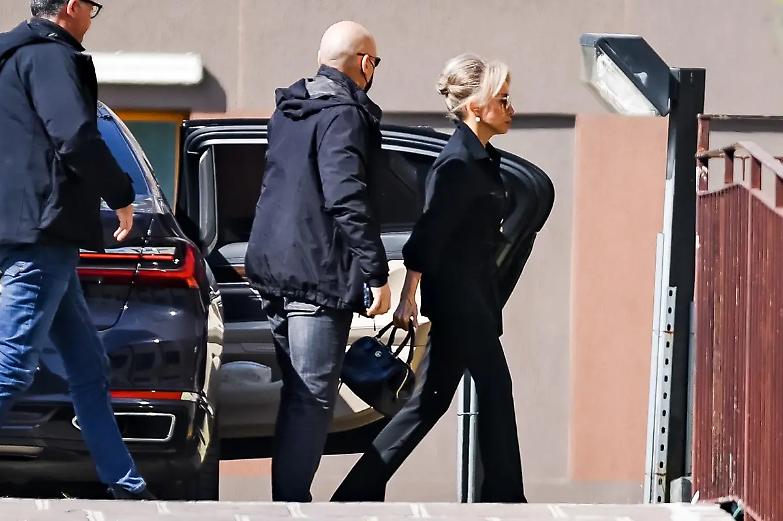 &laquo;Berlusconi ha la leucemia&raquo;. Stabili le condizioni del presidente di Forza Italia