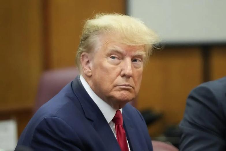 Da Mani Pulite a Trump trent&rsquo; anni di guerra tra giustizia e politica