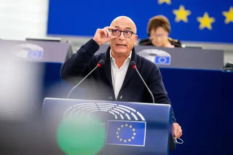 Qatargate, ancora ombre sull&rsquo;indagine su Cozzolino: &laquo;Il Belgio chiarisca&raquo;