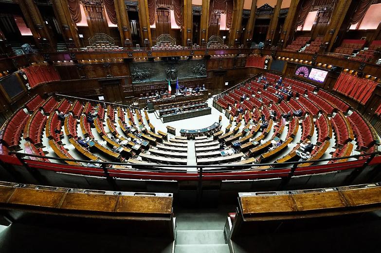 Equo compenso: stavolta il s&igrave; alla legge arriva davvero