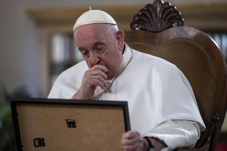 Caso Orlandi, il Papa: &laquo;Illazioni offensive e infondate su Wojtyla&raquo;