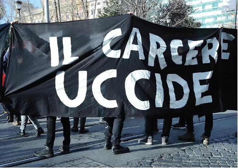 Ancora un suicidio: solitudine, isolamento, sovraffollamento. Ma la politica &egrave; assente