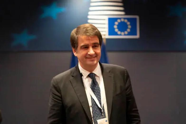 Fitto: la Ue nega i fondi Pnrr per gli stadi di Venzia e Firenze