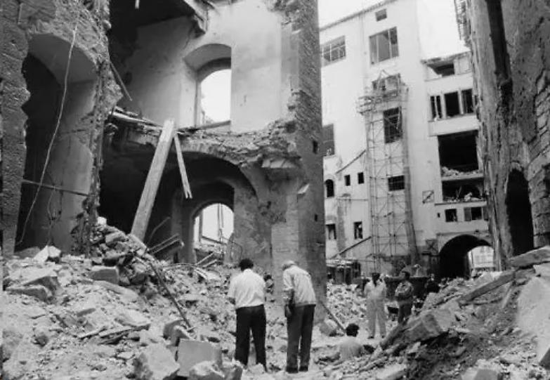 Crolla la Trattativa Stato-mafia, ma la procura di Firenze riesuma un altro teorema