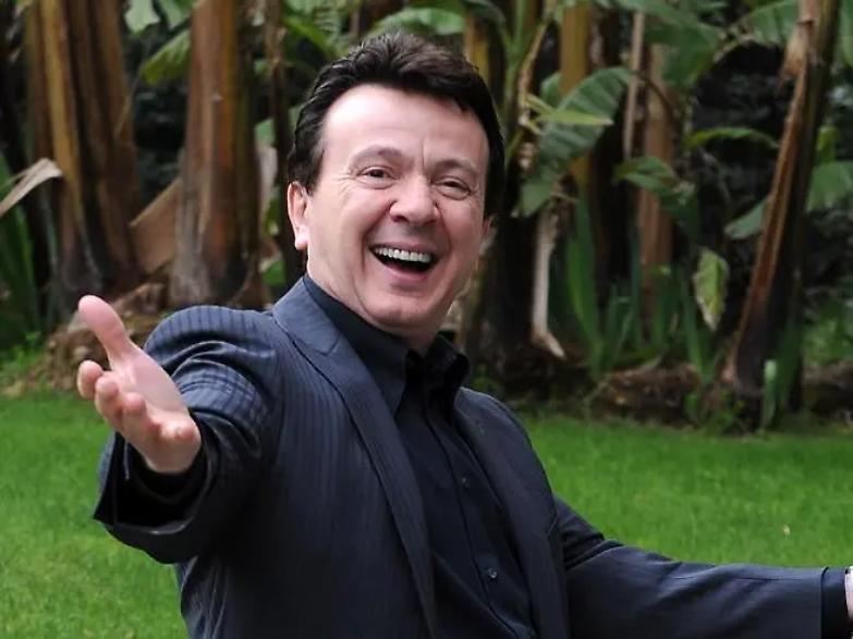 Pupo &laquo;ospite speciale&raquo; al Festival canoro russo contro &laquo;la perfidia degli Stati Uniti&raquo;