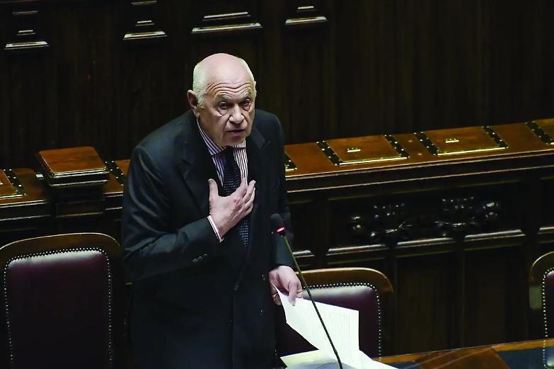 Sugli arresti decidano giudici distanti dai pm. Cos&igrave; Nordio inizia a separare le carriere