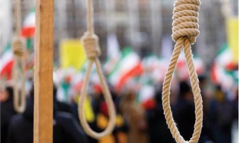 Iran, impiccati due ragazzi per &laquo;offese alla religione&raquo;