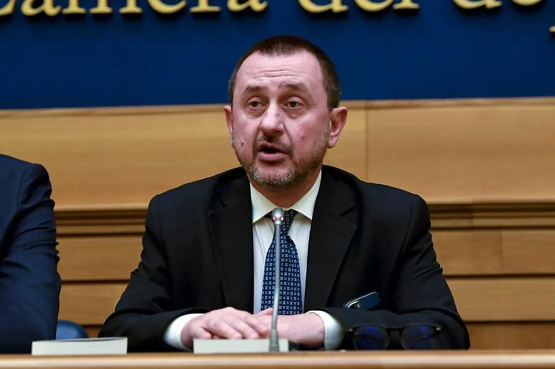 &laquo;Il Colle &egrave; una garanzia, ma ora serve stabilit&agrave;: pi&ugrave; poteri al premier&raquo;